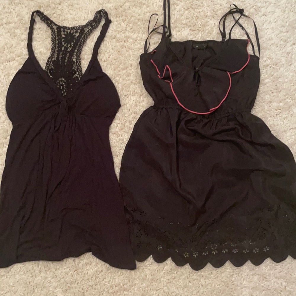 Two black tops size s
